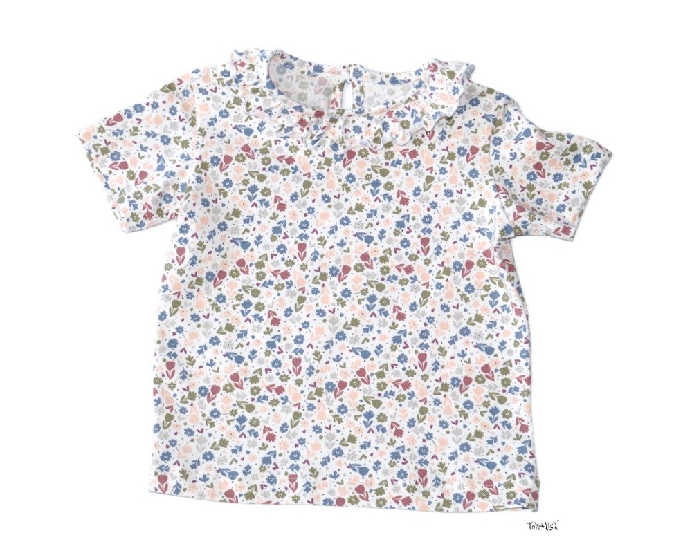 2-delt sæt i hvid farve: T-shirt og shorts i 100% bomuld, fra Tom&Lisa